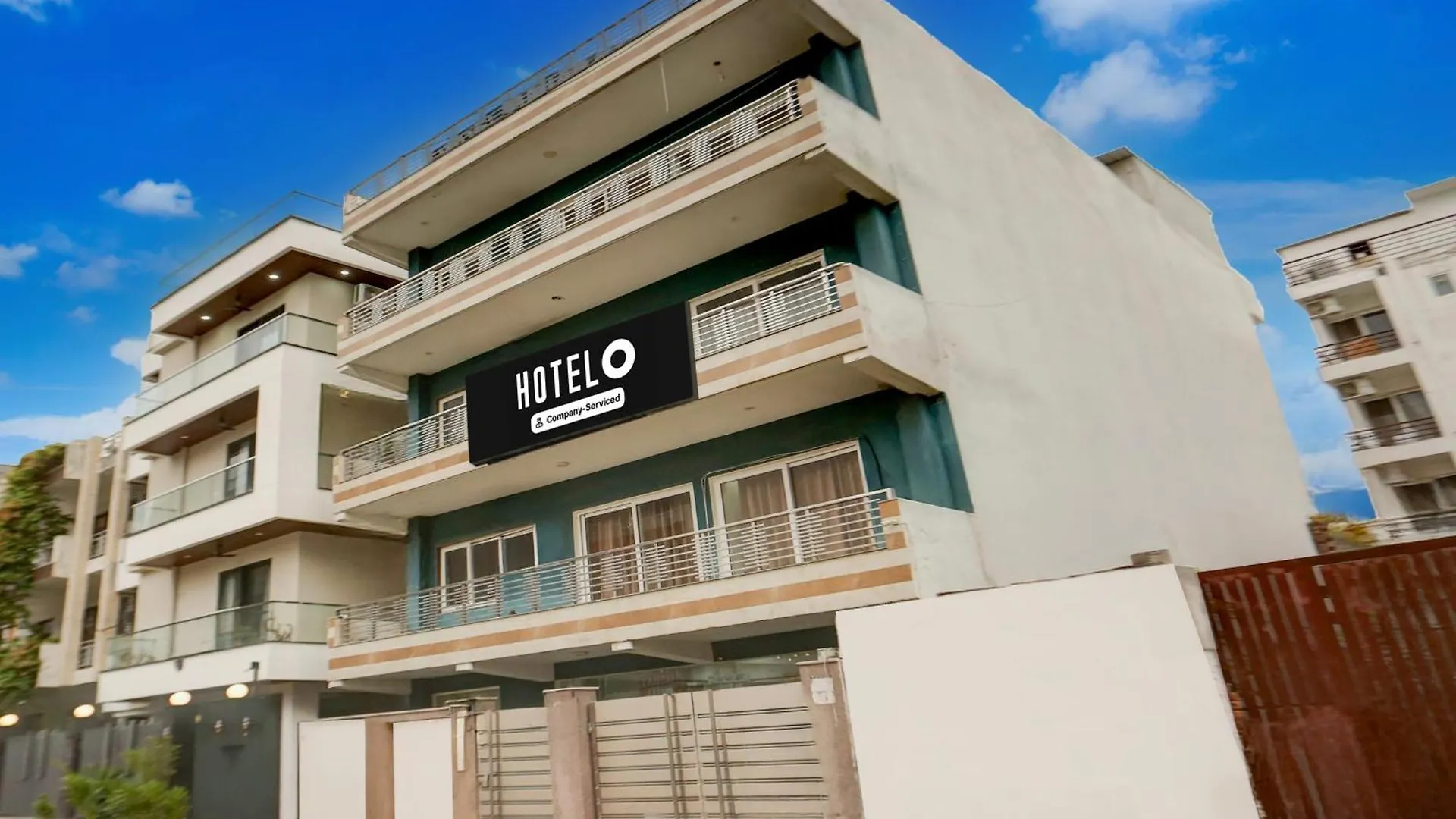 Super Hotel O Subhash Chowk Near Medanta Hospital Formerly L B Residency Gurgaon Hindistan