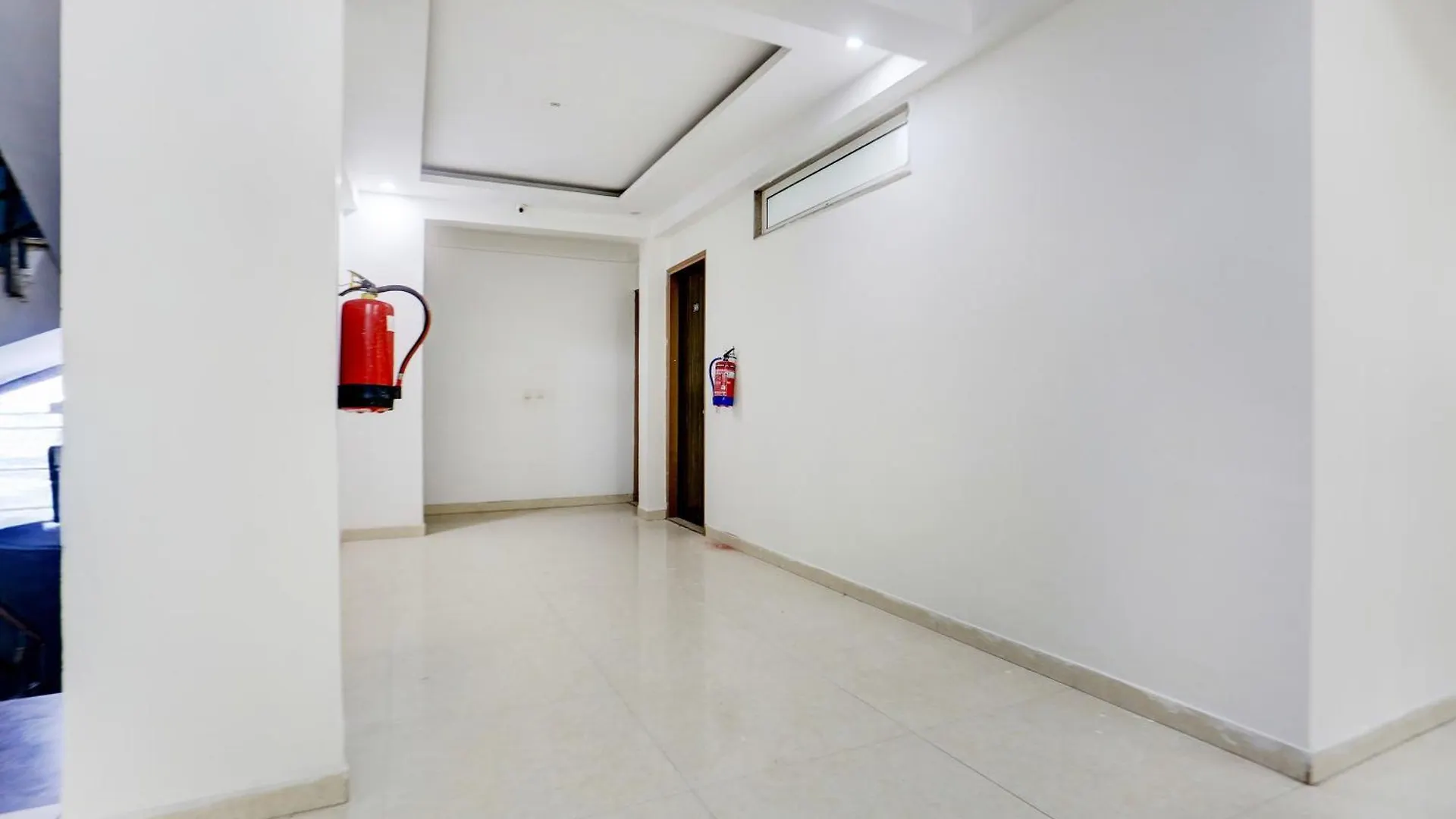 Super Hotel O Subhash Chowk Near Medanta Hospital Formerly L B Residency Gurgaon