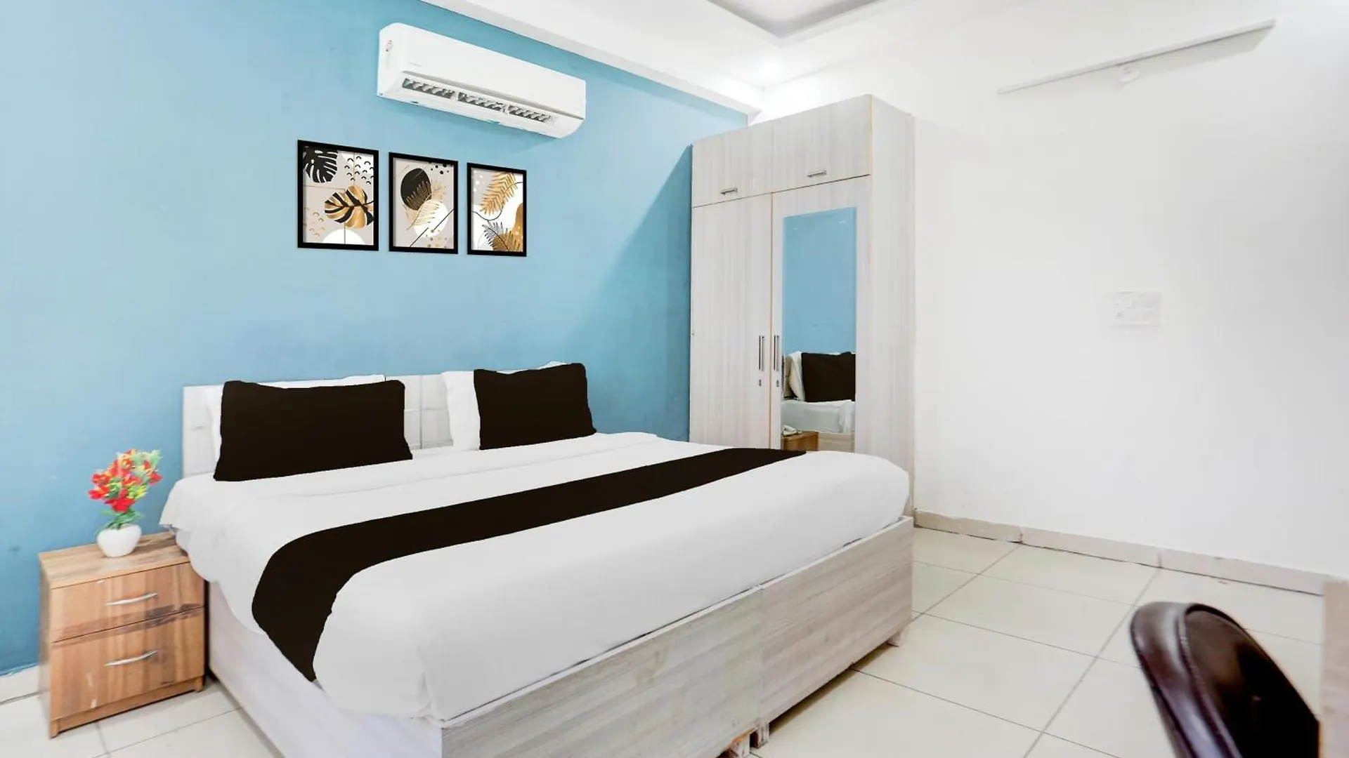 Super Hotel O Subhash Chowk Near Medanta Hospital Formerly L B Residency Gurgaon 0*,